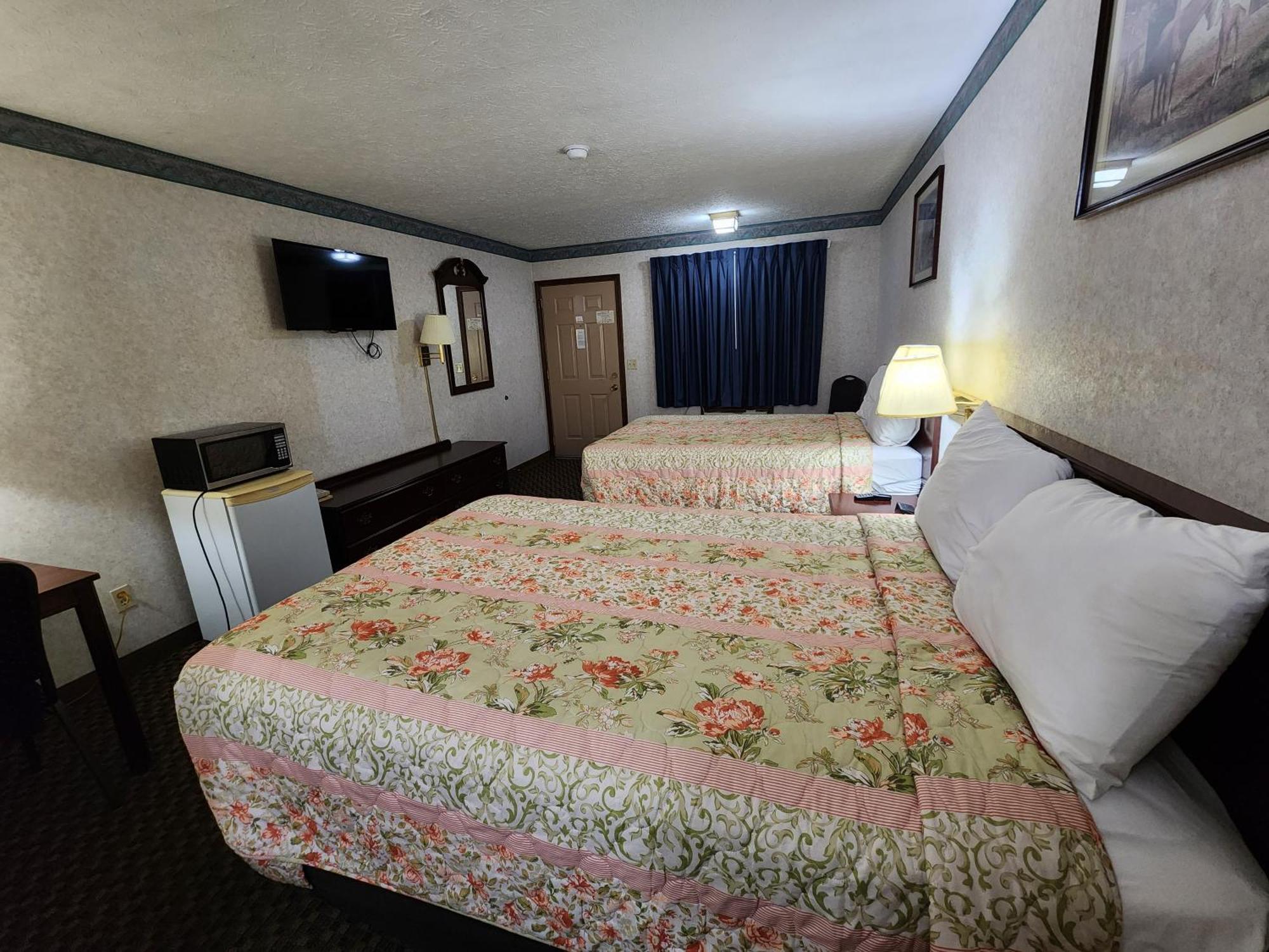 Americas Inn Bardstown Exterior foto